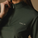 Olive Elsa Mesh L/S Zip - Close-up Zipper