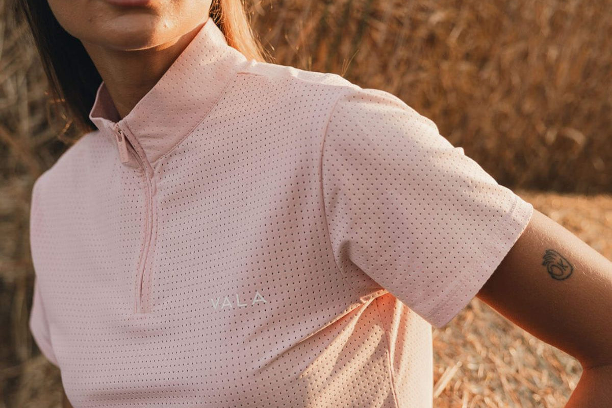 Elsa Mesh S/S Zip in Pastel Pink - Details