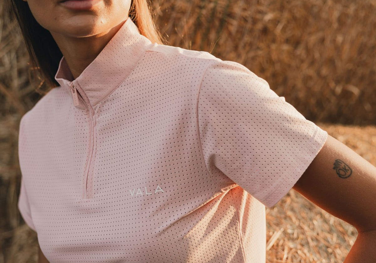 Elsa Mesh S/S Zip in Pastel Pink - Details
