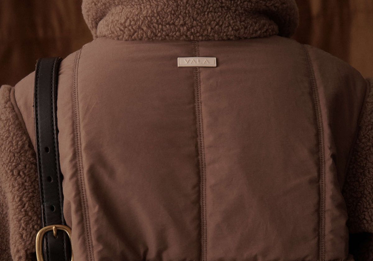 Milla Sherpa Quilted Jacket  in Taupe - back