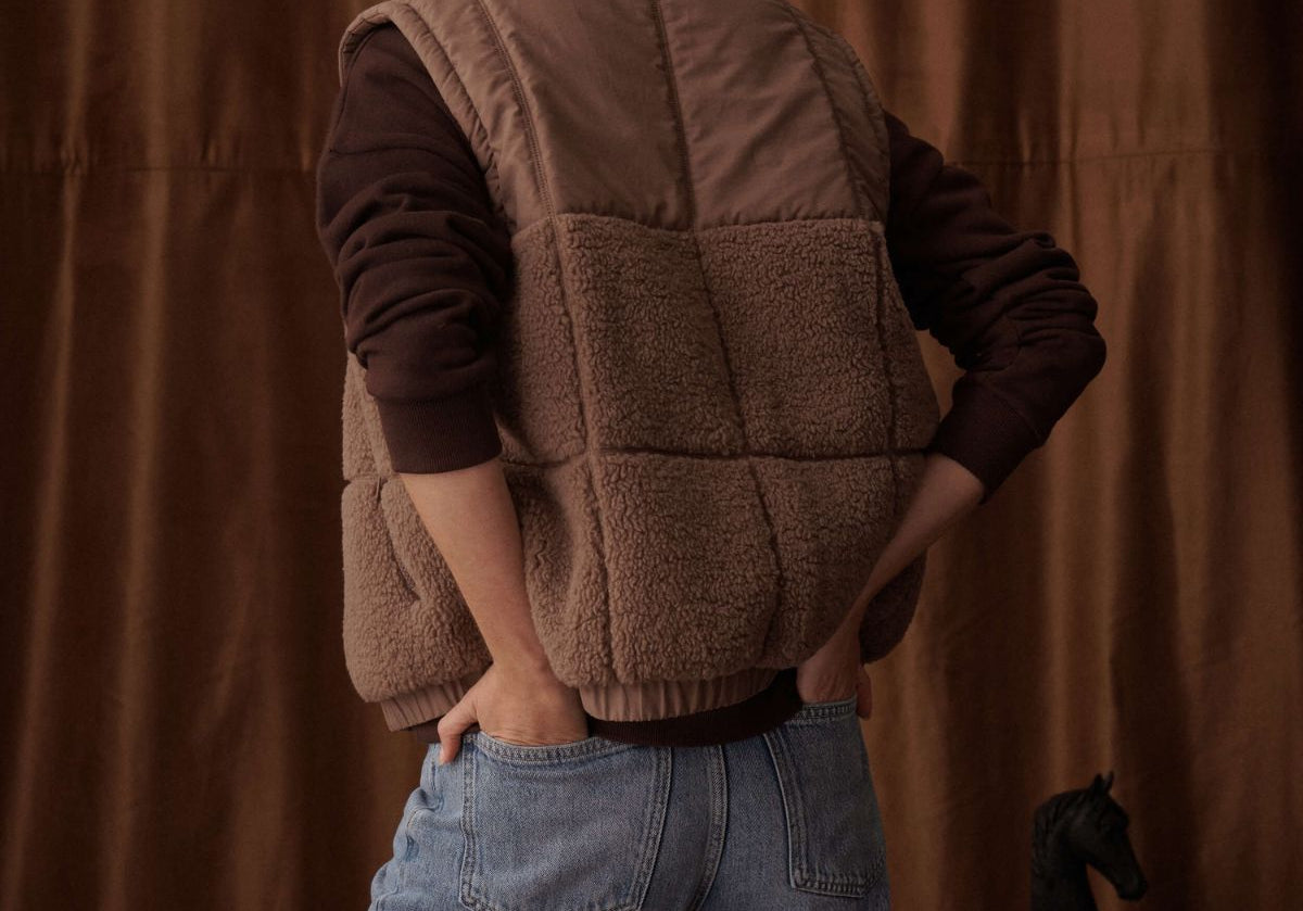 Milla Sherpa Quilted Vest in  Taupe  -Back Details
