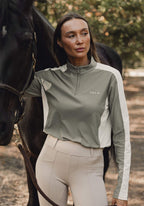 Sun Protection Shirt in Clover - Closeup