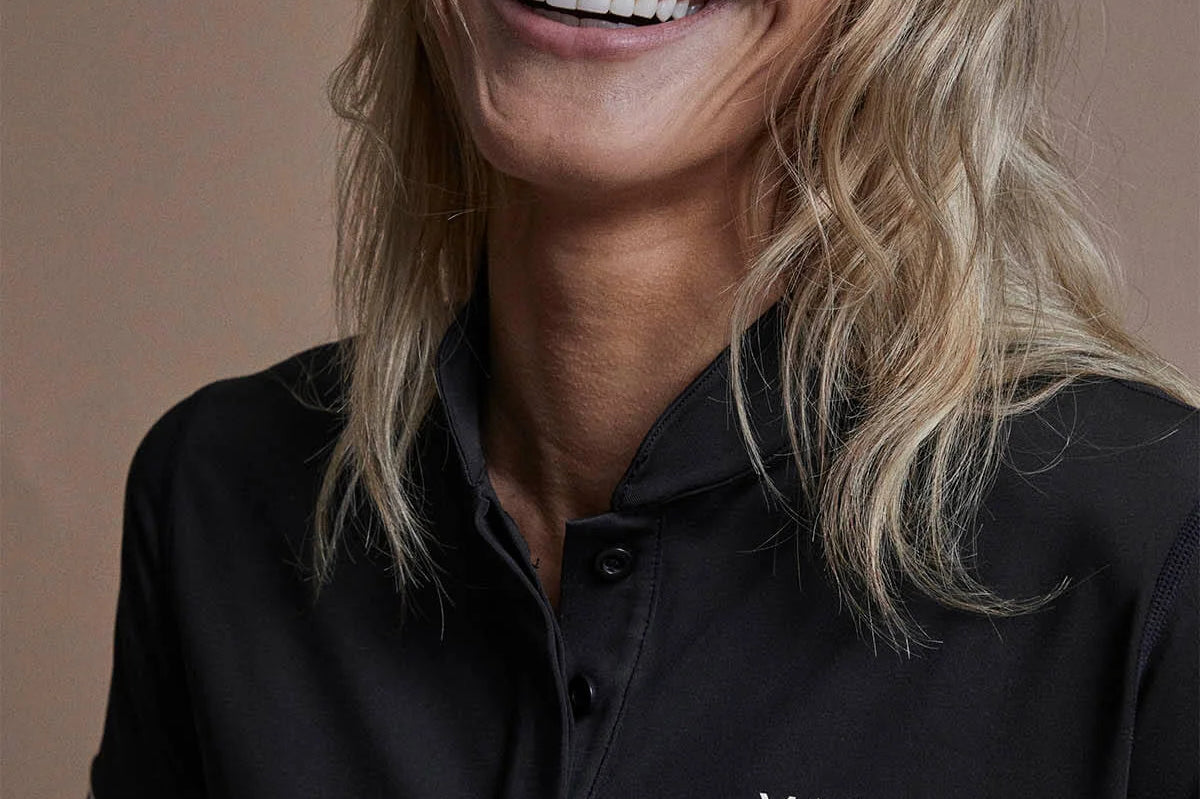 Connected Short Sleeve riding top Black close up