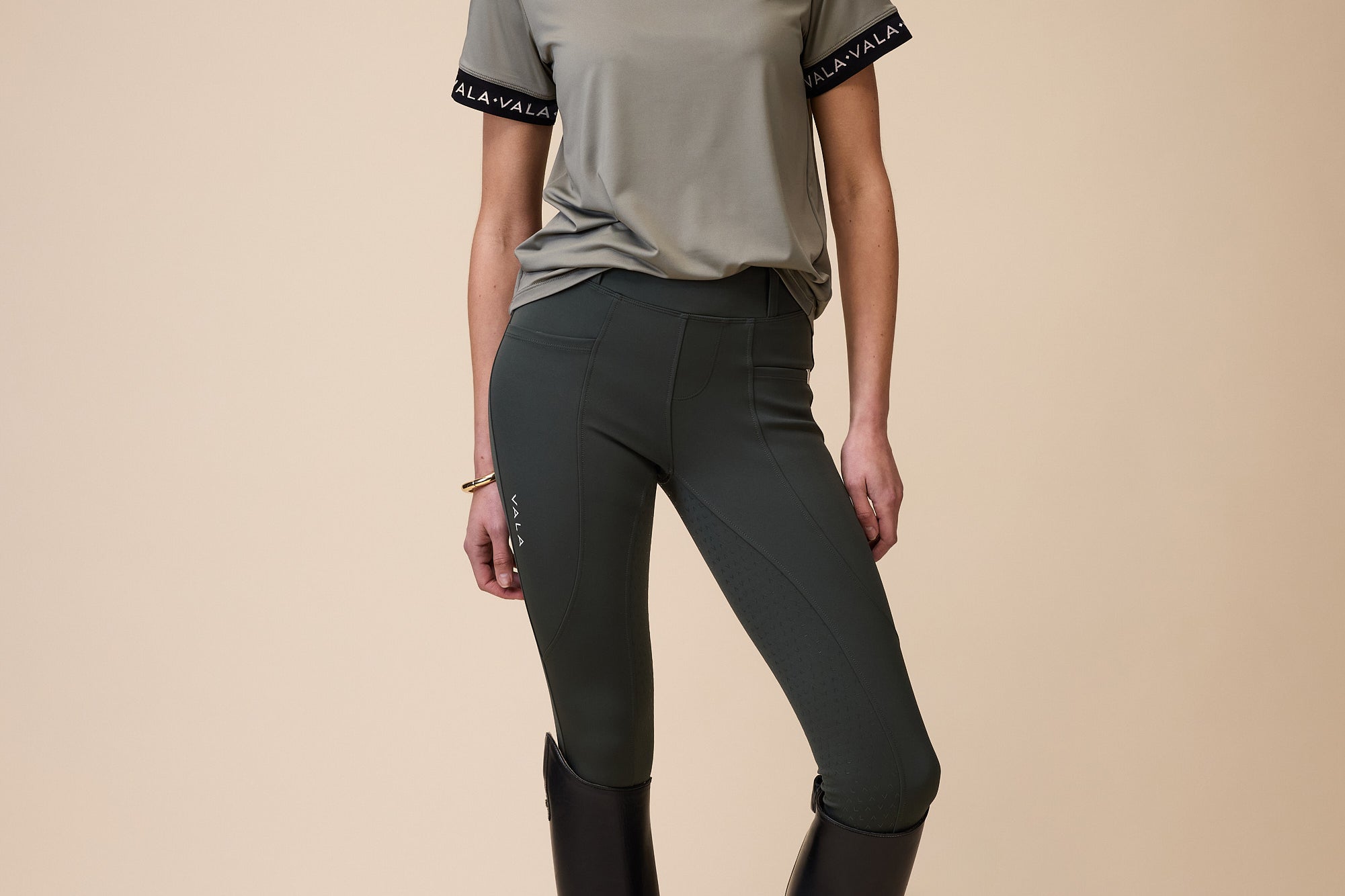 XS