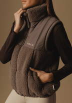Milla Sherpa Quilted Vest - Taupe